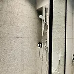 Scarletz Suites Klcc By Summertime